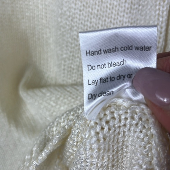 Belldini slinky shimmery soft v neck popover comfy sweater Sz L cream color - Picture 9 of 12